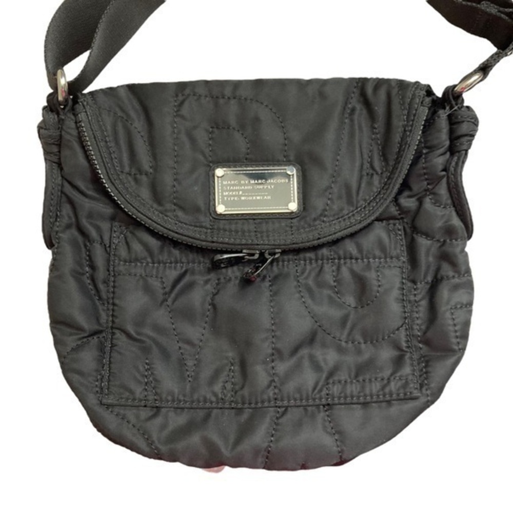 Marc by Marc Jacobs black nylon quilted messenger shoulder bag